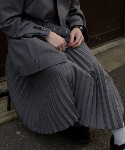 UE-003 / asymmetry pleats skirt