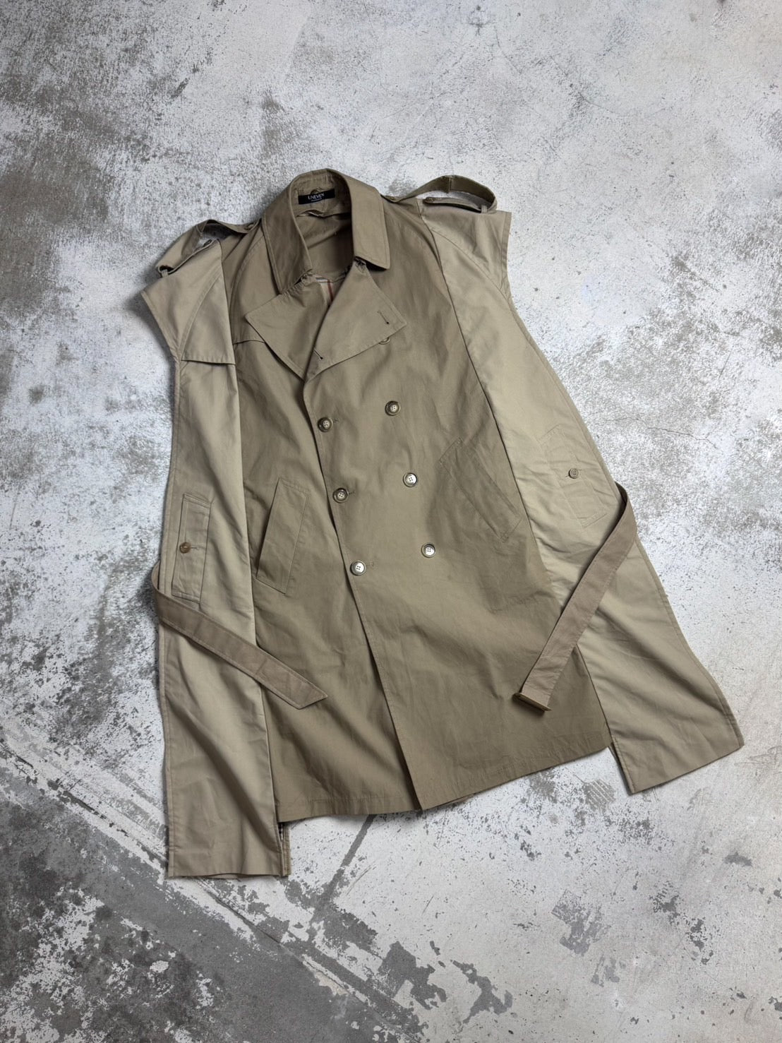 RE-021-01 / docking trench poncho